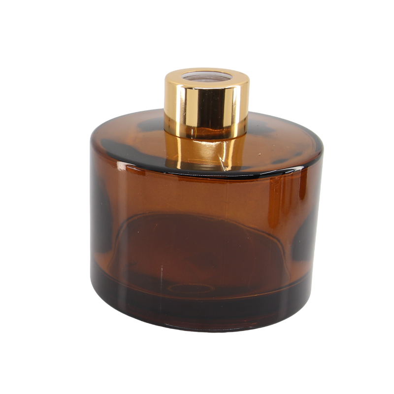 Hamptons Large Amber Diffuser Bottle