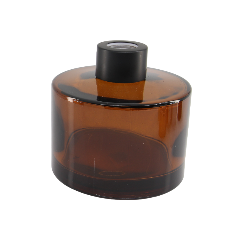 Hamptons Large Amber Diffuser Bottle