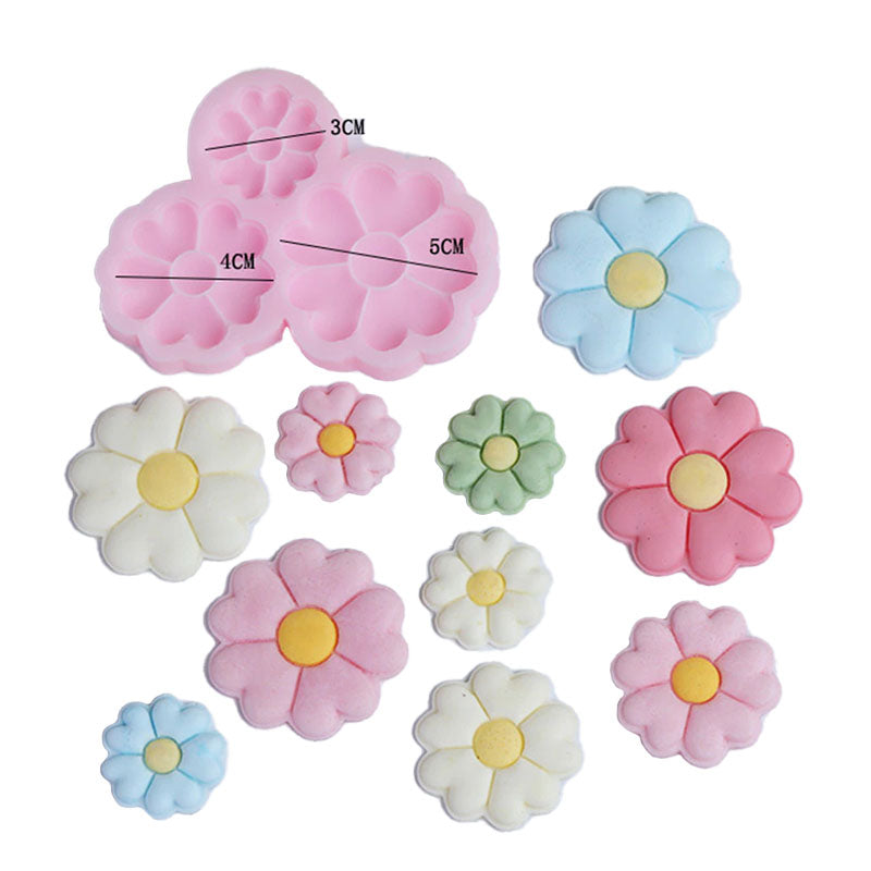 3 Cavity Heart Flower Mould