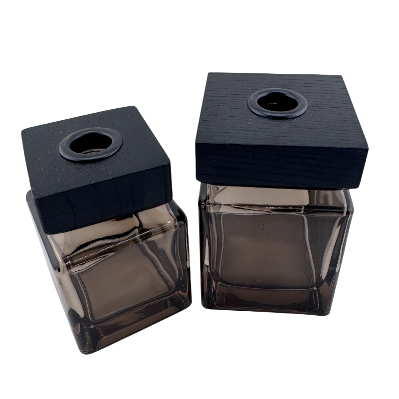 (New) Reed Diffuser Glass Smokey Large
